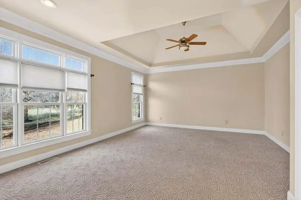 5000 Lupreese Lane Versailles KY 40383