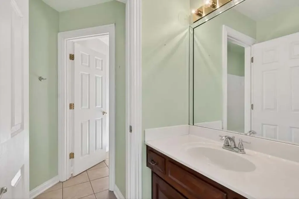 5000 Lupreese Lane Versailles KY 40383
