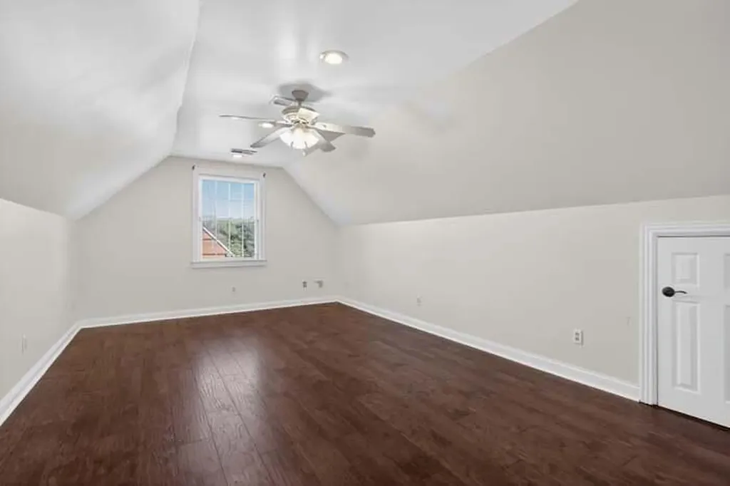 5000 Lupreese Lane Versailles KY 40383