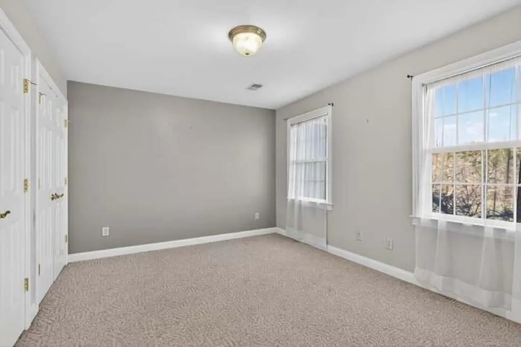 5000 Lupreese Lane Versailles KY 40383