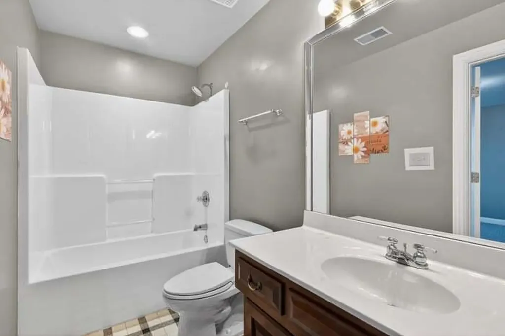 5000 Lupreese Lane Versailles KY 40383