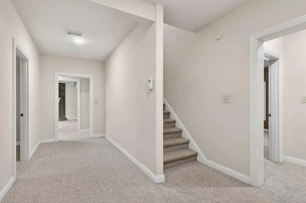 5000 Lupreese Lane Versailles KY 40383