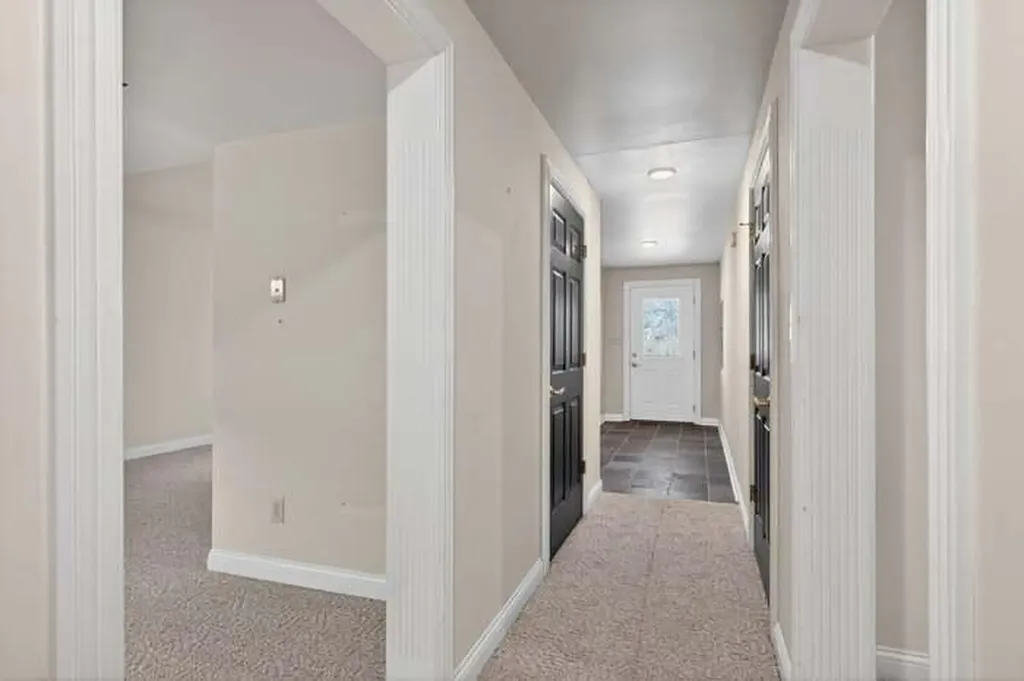 5000 Lupreese Lane Versailles KY 40383