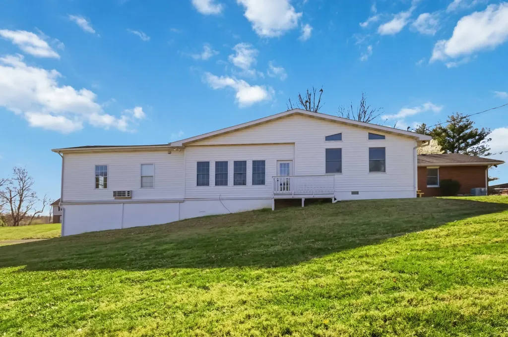 102 Cliffside Drive Somerset KY 42503