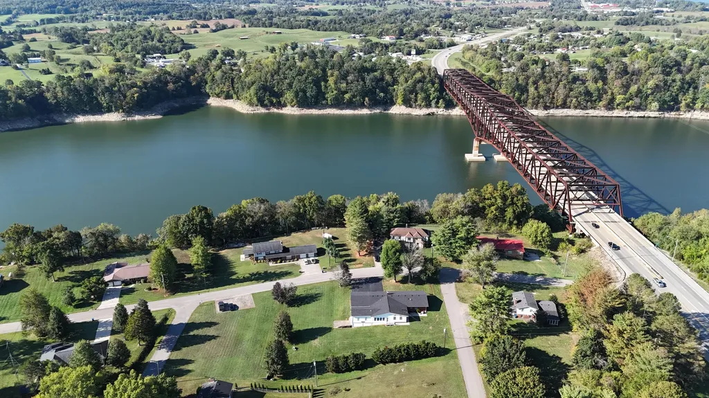 102 Cliffside Drive Somerset KY 42503