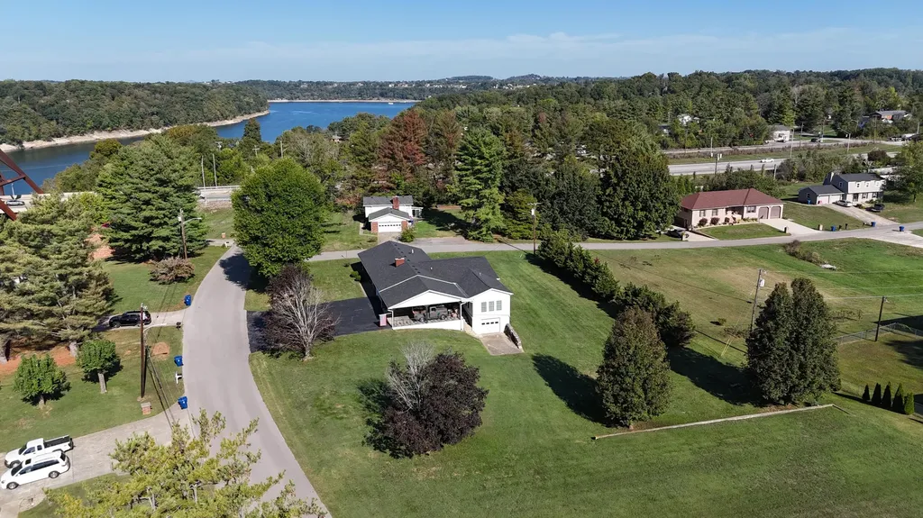 102 Cliffside Drive Somerset KY 42503