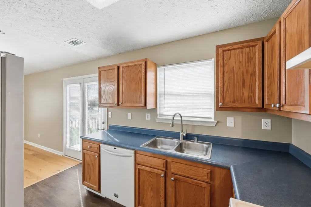 3365 Squire Creek Way Lexington KY 40515