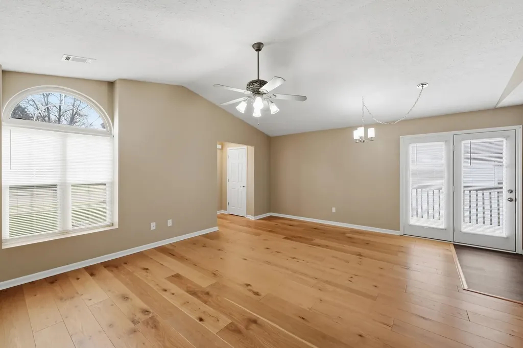 3365 Squire Creek Way Lexington KY 40515