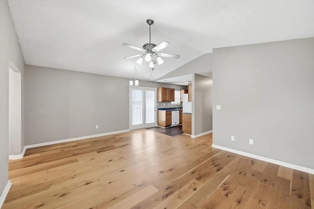 3365 Squire Creek Way Lexington KY 40515