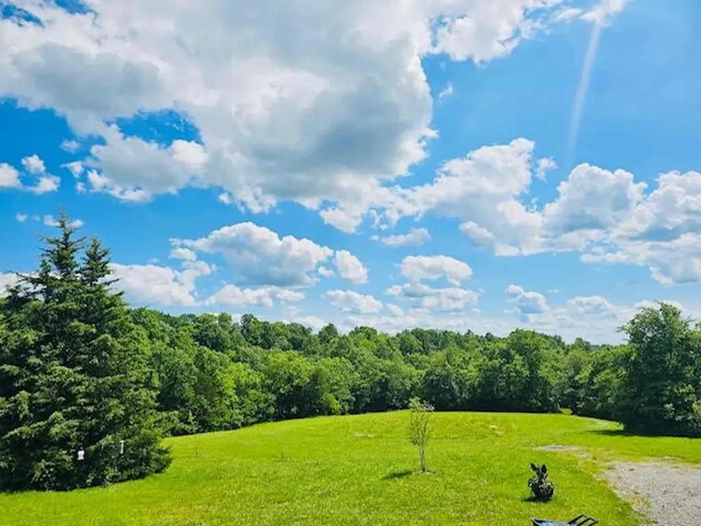 528 Indian Creek Road Harrodsburg KY 40330