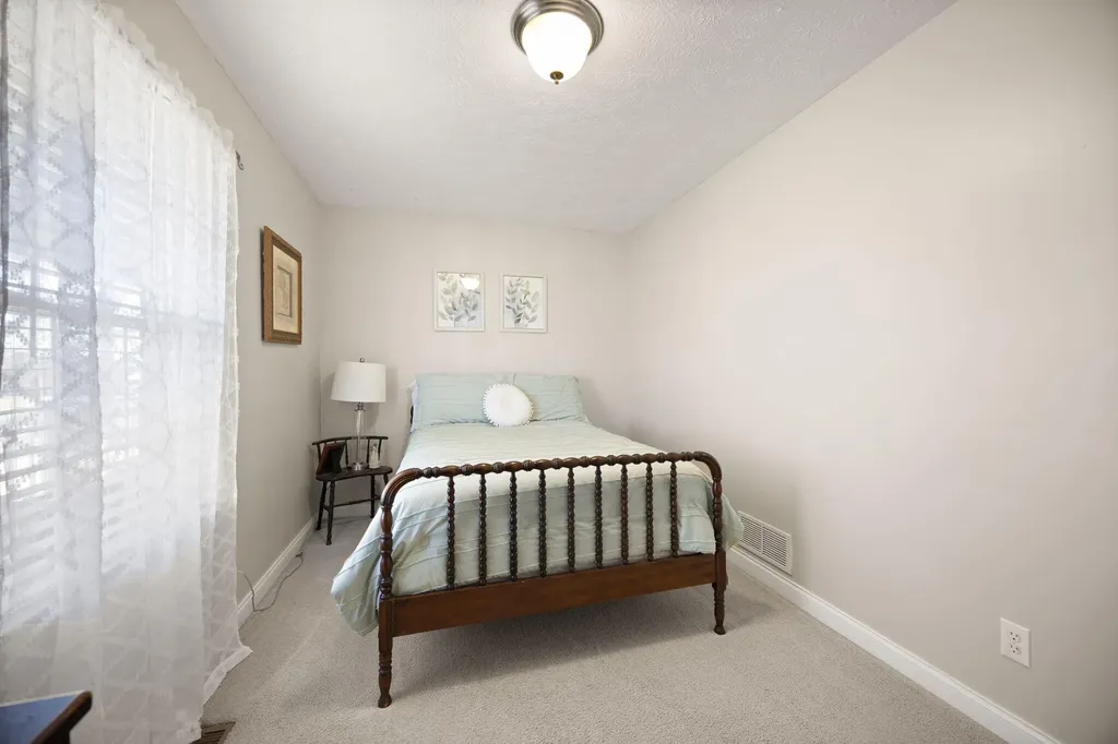 9983 N Ky-1247 Highway Eubank KY 42567
