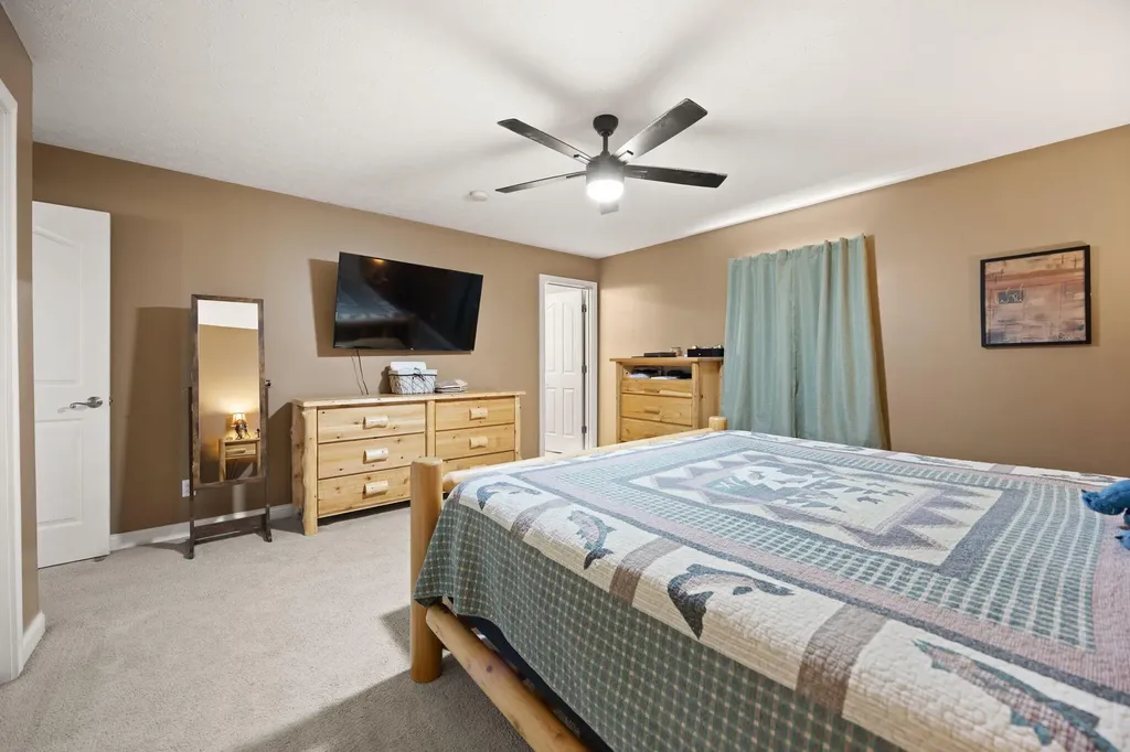 9983 N Ky-1247 Highway Eubank KY 42567