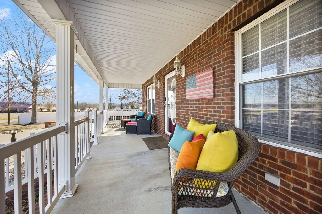 9983 N Ky-1247 Highway Eubank KY 42567