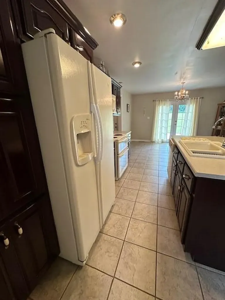 412 Page School Road Pineville KY 40977