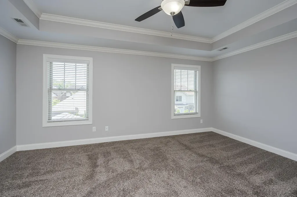 3880 Leighton Lane Lexington KY 40515