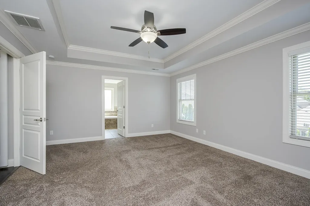 3880 Leighton Lane Lexington KY 40515