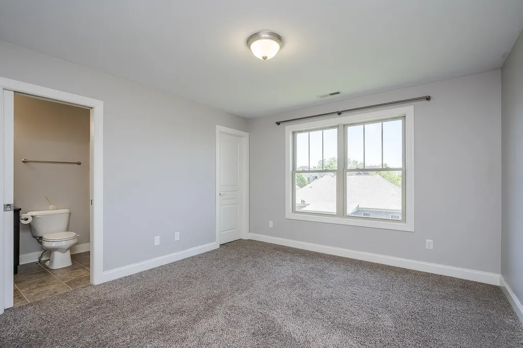 3880 Leighton Lane Lexington KY 40515