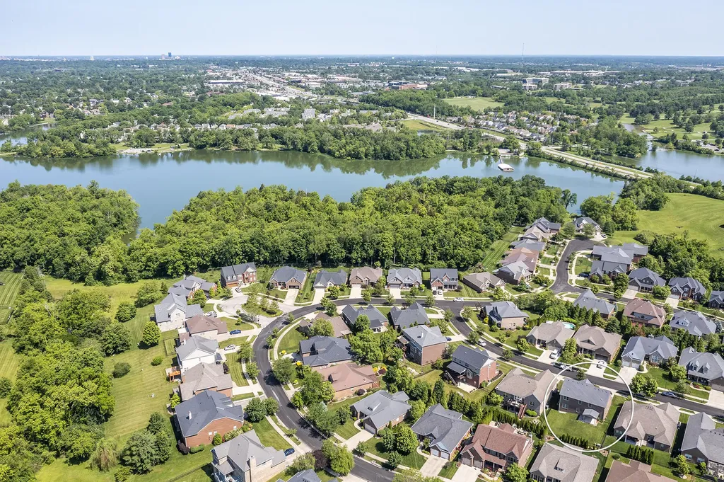 3880 Leighton Lane Lexington KY 40515