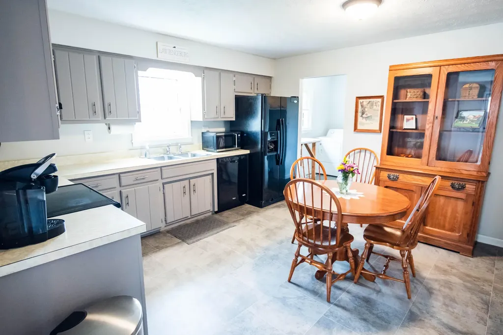2138 Waddy Road Lawrenceburg KY 40342