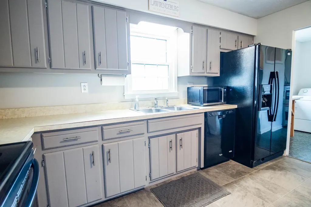 2138 Waddy Road Lawrenceburg KY 40342