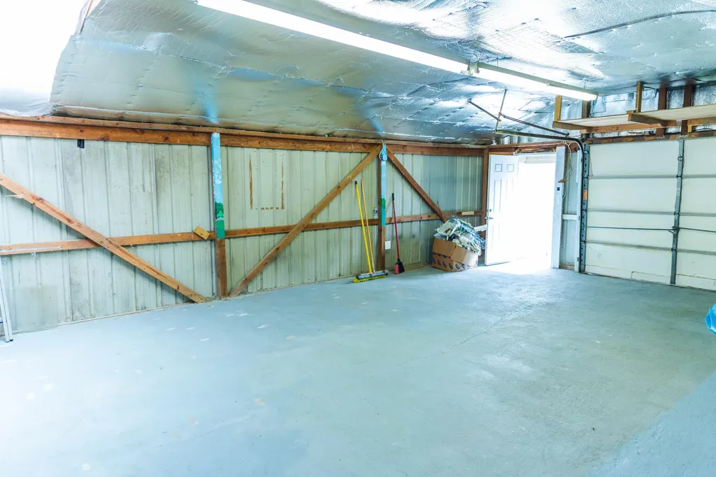 2138 Waddy Road Lawrenceburg KY 40342