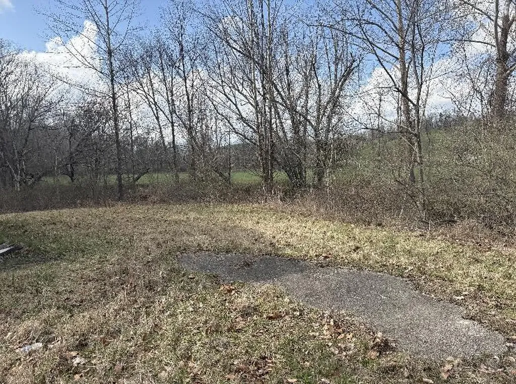 9017 Ky-7 West Liberty KY 41472