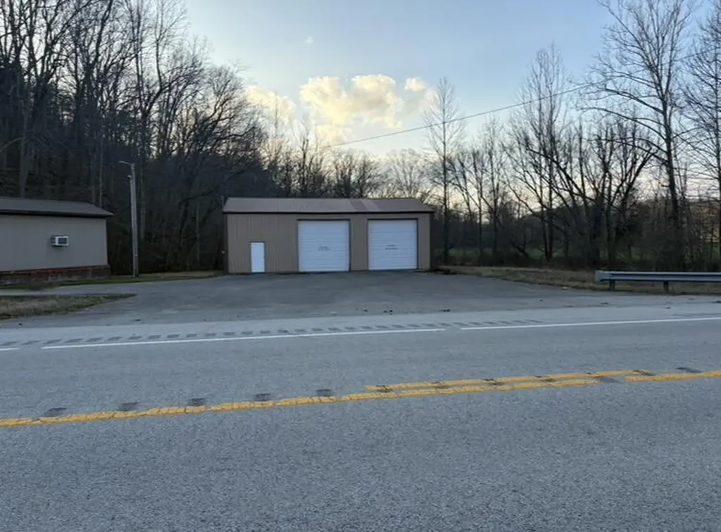 9017 Ky-7 West Liberty KY 41472
