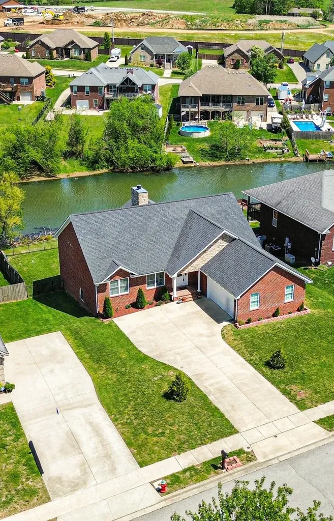 300 Squires Way Nicholasville KY 40356
