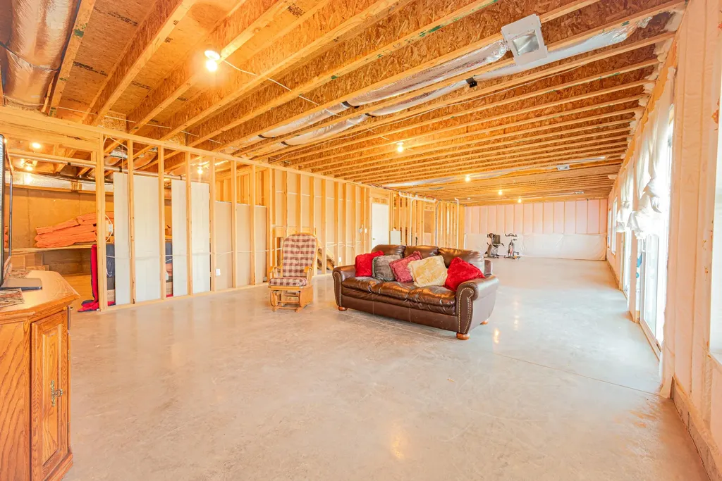 300 Squires Way Nicholasville KY 40356