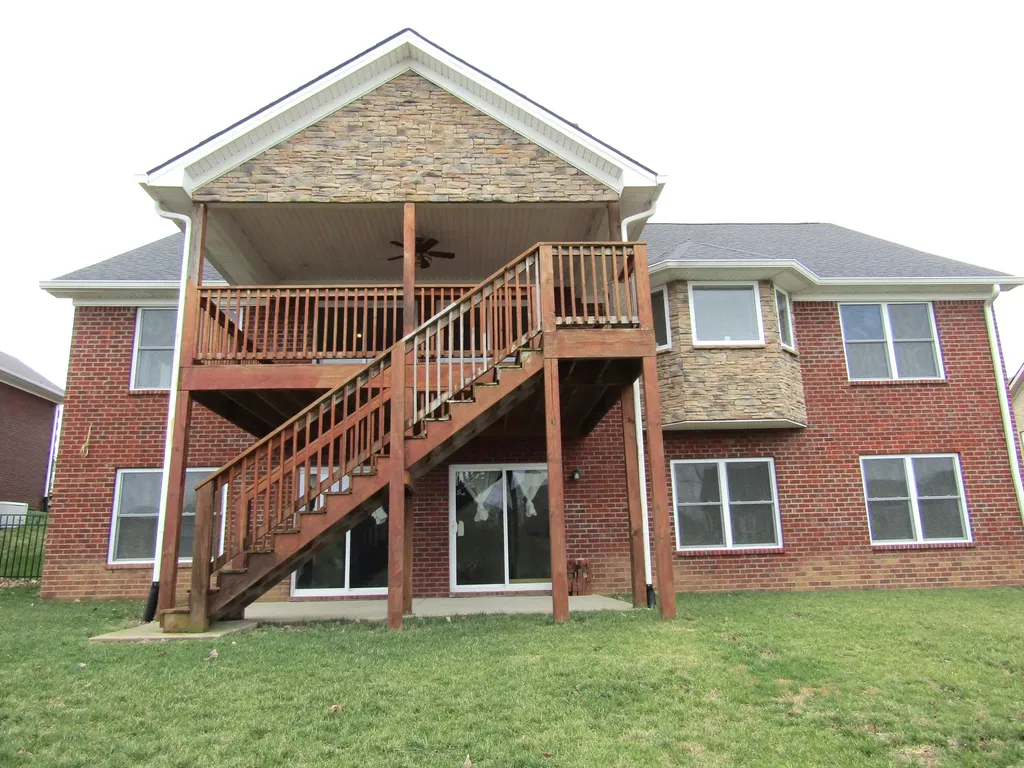 300 Squires Way Nicholasville KY 40356