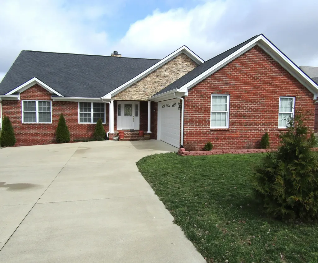 300 Squires Way Nicholasville KY 40356