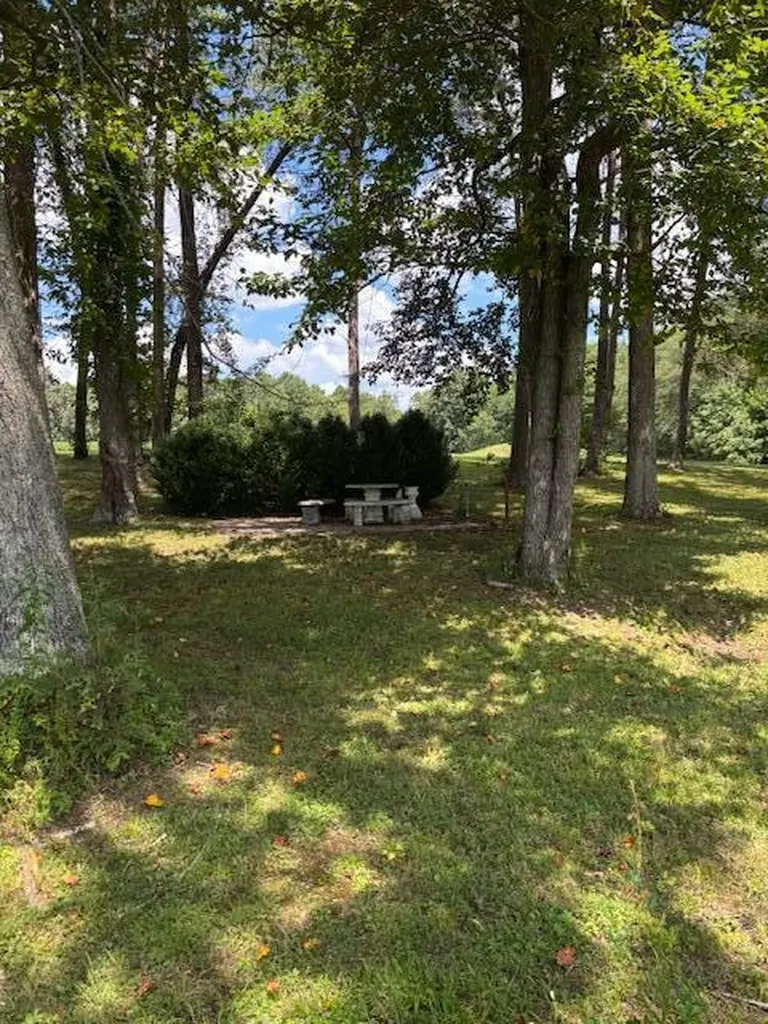 1 Nelson Mill Road Jamestown KY 42629