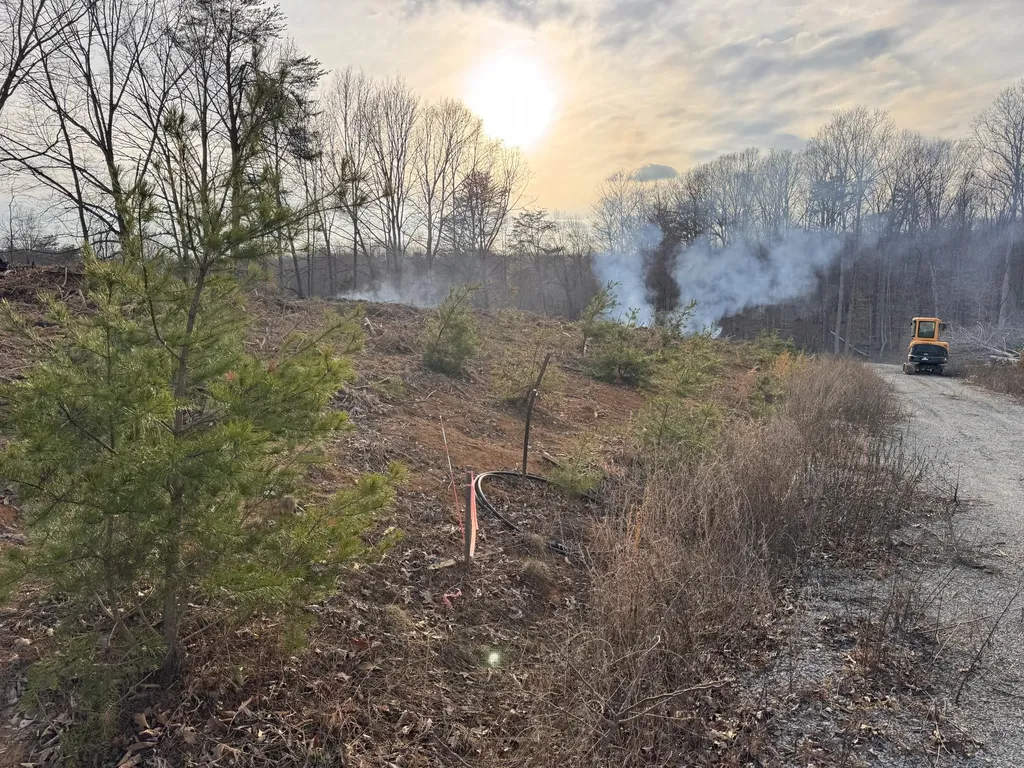 100 Pine Hollow Road Nancy KY 42544