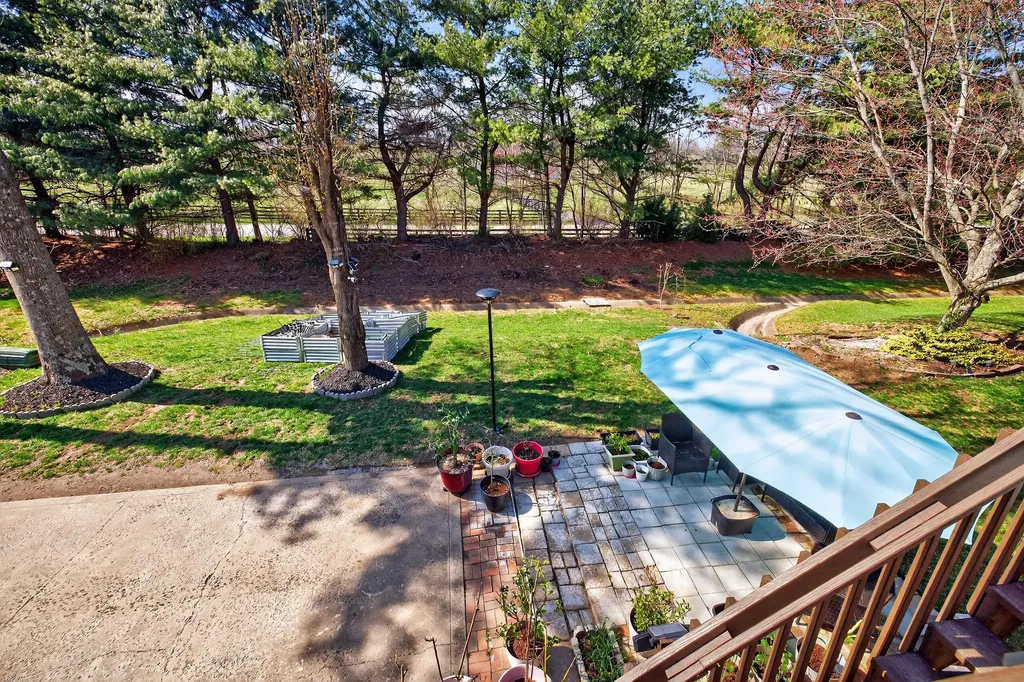 2708 Ashbrooke Drive Lexington KY 40513