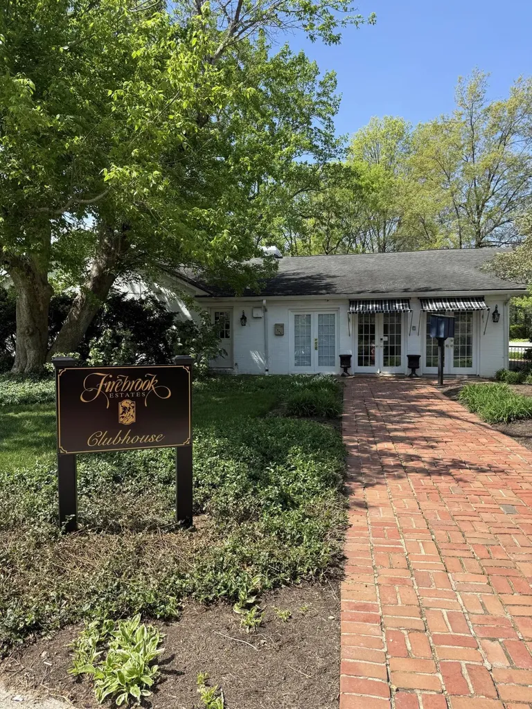 2708 Ashbrooke Drive Lexington KY 40513