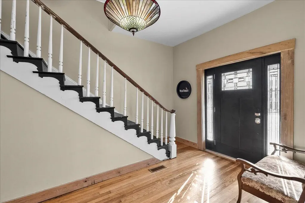 221 E Woodford Street Lawrenceburg KY 40342