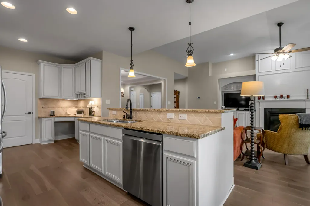 528 Lorenzo Place Lexington KY 40509