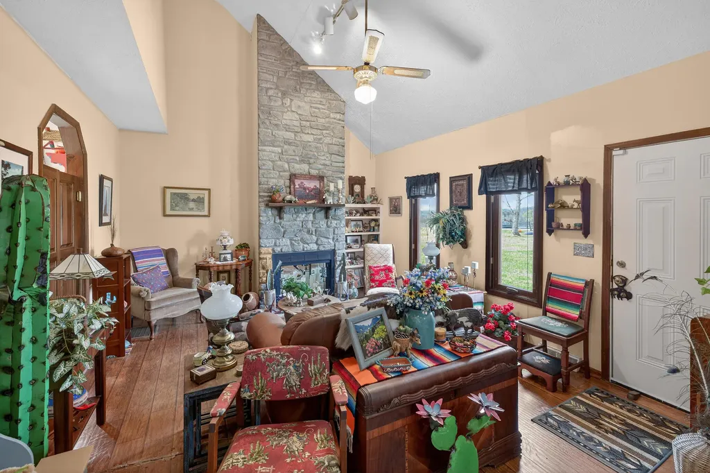 3969 Fall Lick Road Lancaster KY 40444