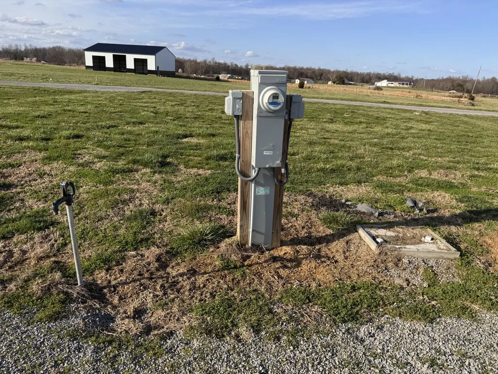 118 Wolf Creek Hollow Road Russell Springs KY 42642