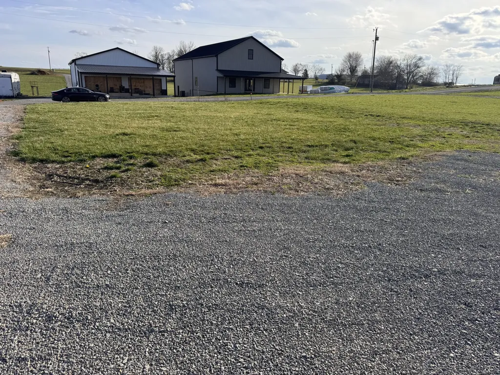 118 Wolf Creek Hollow Road Russell Springs KY 42642