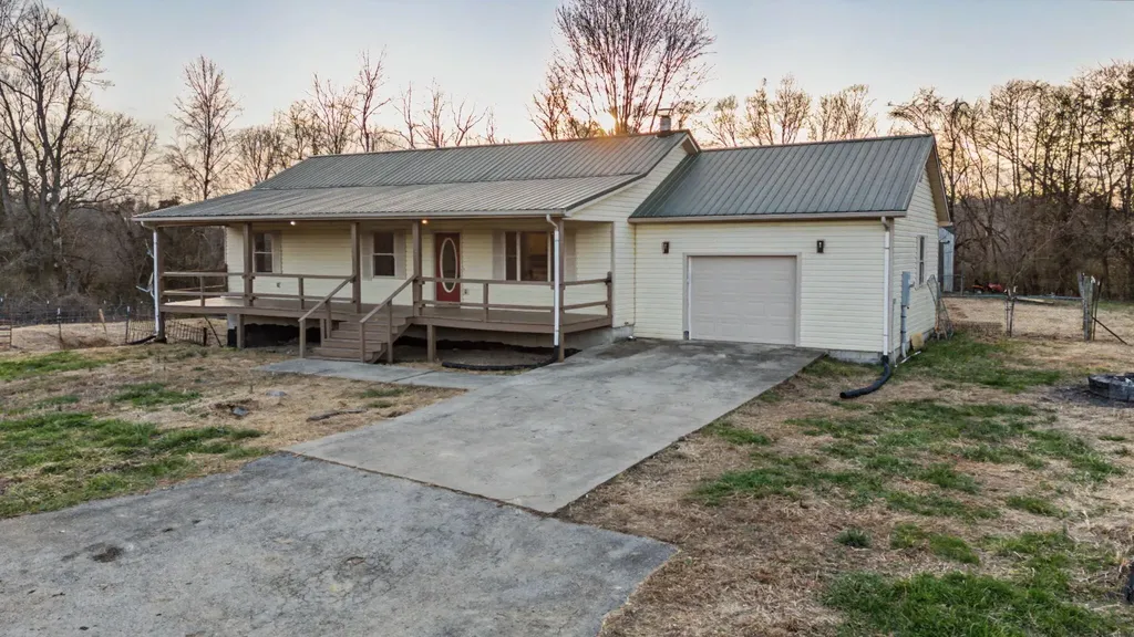 1911 Trapp-goffs Corner Road Winchester KY 40391