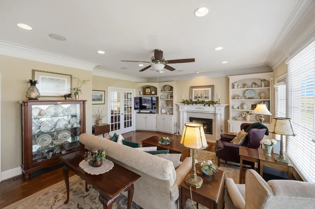 208 Craig Lane Georgetown KY 40324