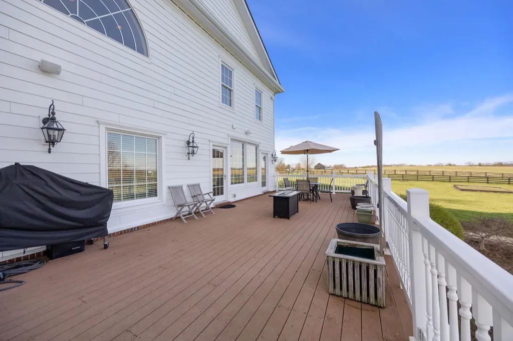 208 Craig Lane Georgetown KY 40324