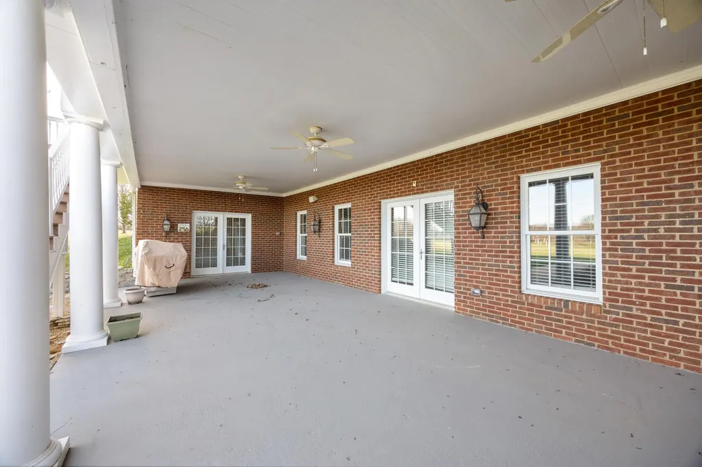 208 Craig Lane Georgetown KY 40324