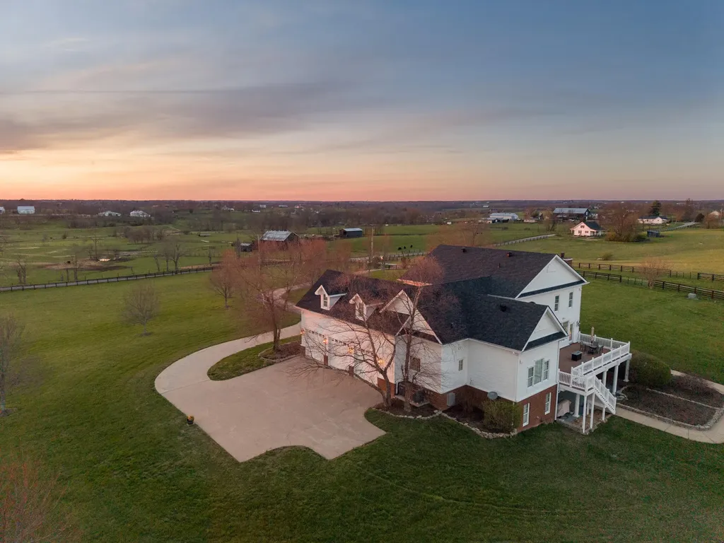 208 Craig Lane Georgetown KY 40324