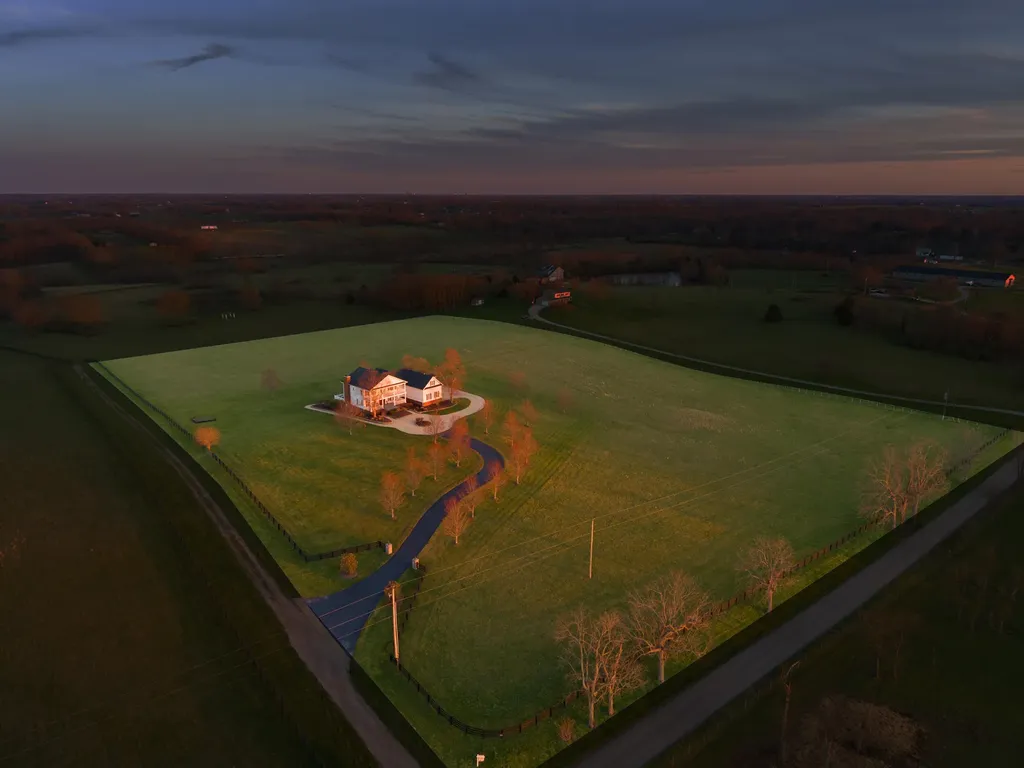 208 Craig Lane Georgetown KY 40324
