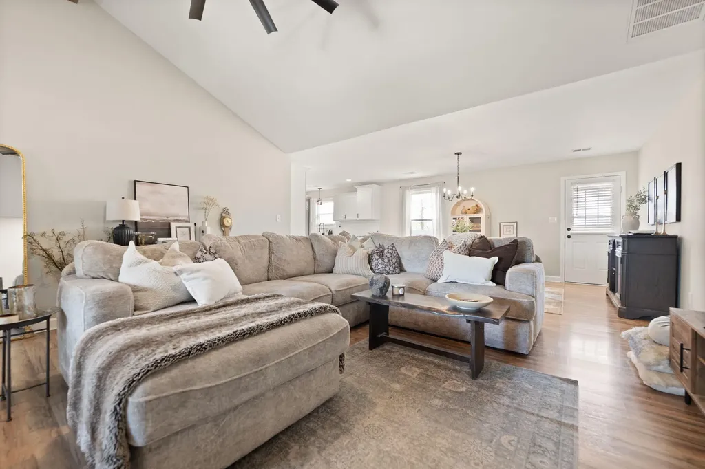 266 Lone Oak Drive Somerset KY 42503