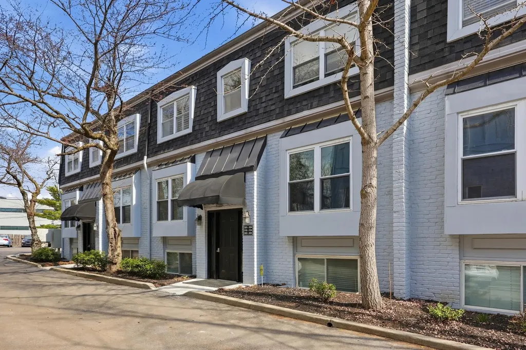 125 Forest Avenue Lexington KY 40508