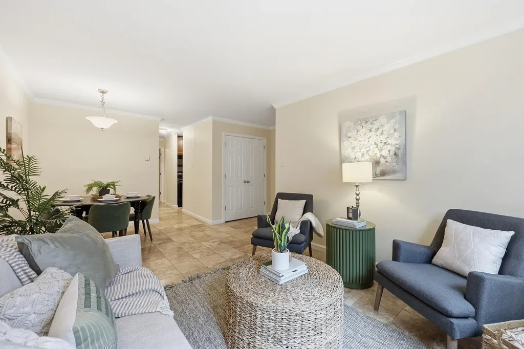 125 Forest Avenue Lexington KY 40508