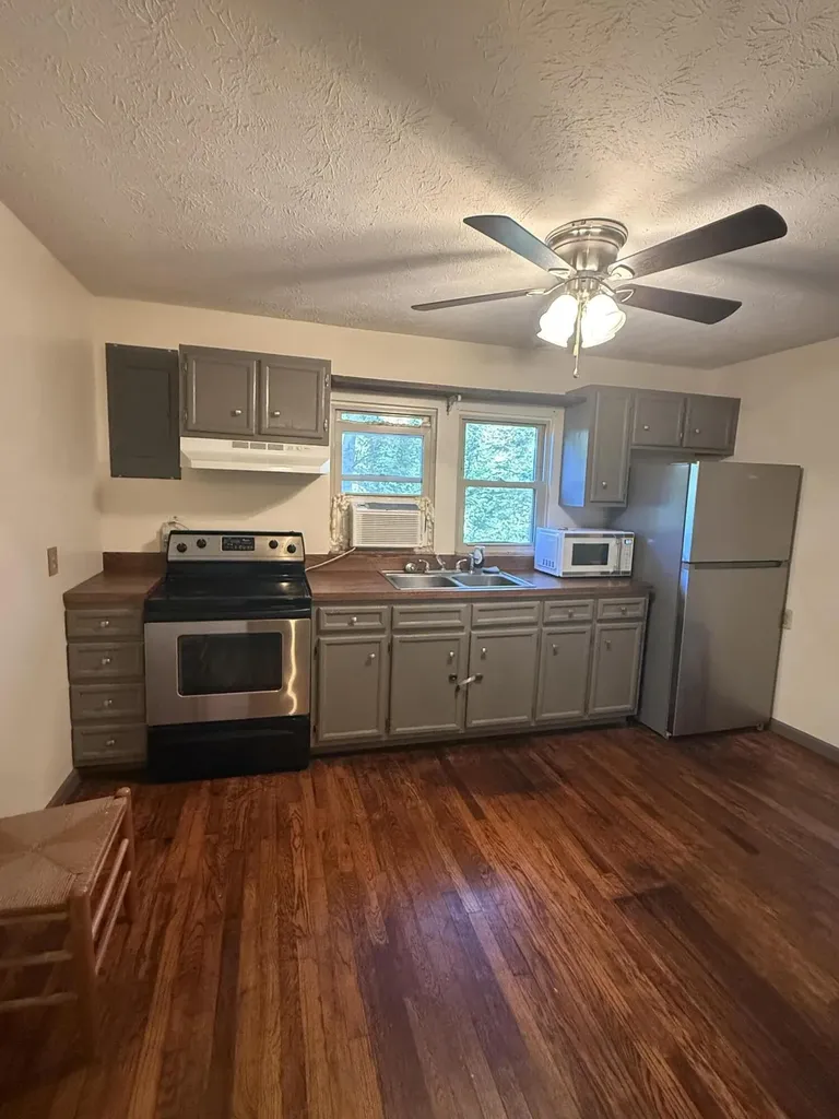 268 State Highway 290 Mckee KY 40447